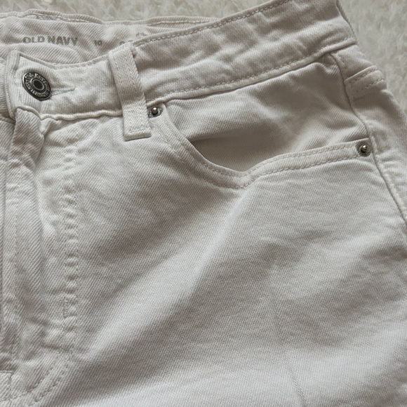 Old Navy OG Straight White Denim Jeans. Excellent condition - Picture 2 of 6